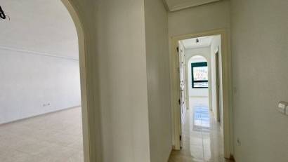 Återförsäljning - Apartment -
Orihuela Costa