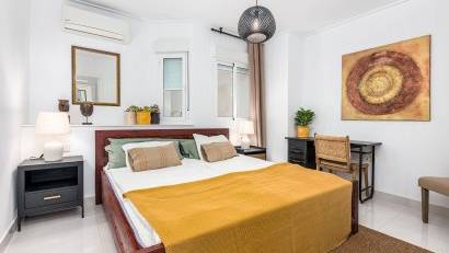 Resale - Apartment -
Torrevieja