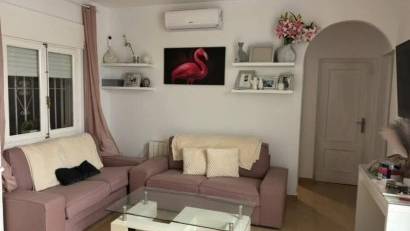 Resale - Villa -
Playa Flamenca