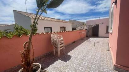 Resale - Villa -
Playa Flamenca