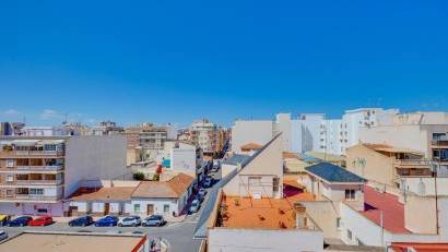 Återförsäljning - Apartment -
Torrevieja