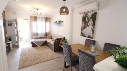 Återförsäljning - Radhus -
Pilar de la Horadada - Torre De La Horadada