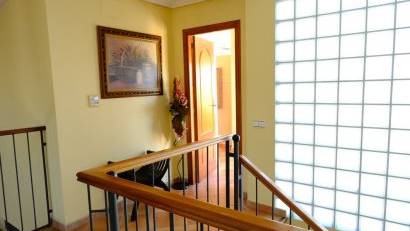 Resale - Villa -
Orihuela