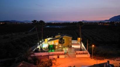 Resale - Villa -
Orihuela