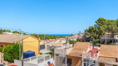 Resale - Villa -
Alfas del Pí