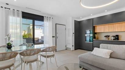 Återförsäljning - Semi detached -
Ciudad quesada - Costa Blanca South