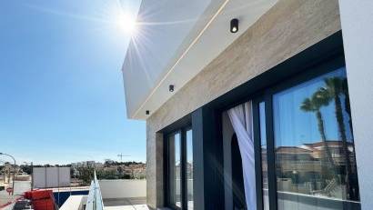 Återförsäljning - Villa -
San Miguel - Villamartín