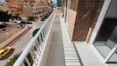 Resale - Apartment -
Orihuela Costa