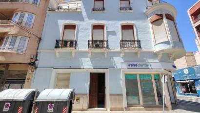 Resale - Apartment -
Torrevieja