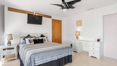 Reventa - Finca -
Catral