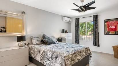 Reventa - Finca -
Catral