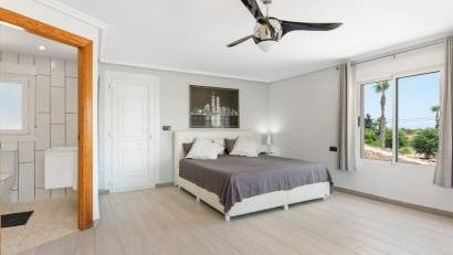 Reventa - Finca -
Catral