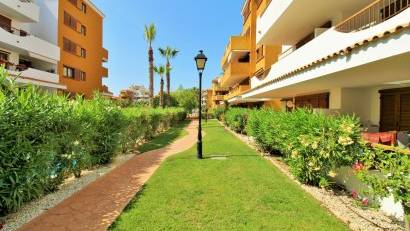 Återförsäljning - Apartment -
Punta Prima