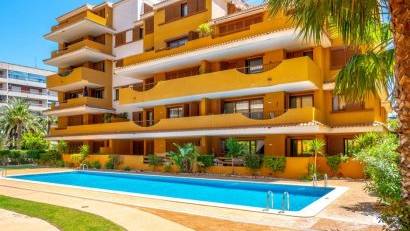 Återförsäljning - Apartment -
Punta Prima