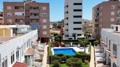 Återförsäljning - Radhus -
Torrevieja - La Mata