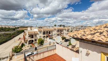 Resale - Villa -
La Zenia