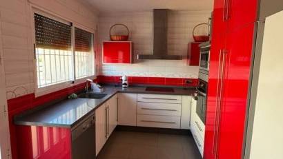 Resale - Villa -
Torrevieja