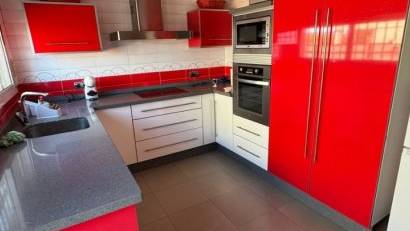 Resale - Villa -
Torrevieja