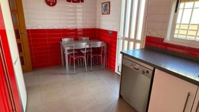 Resale - Villa -
Torrevieja