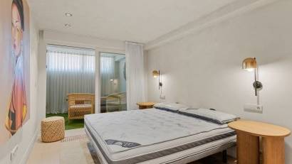 Resale - Apartment -
Alicante