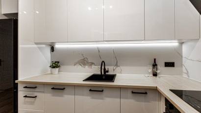 Resale - Townhouse -
Los Altos