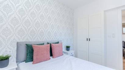 Resale - Townhouse -
Los Altos