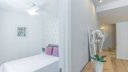 Resale - Townhouse -
Los Altos