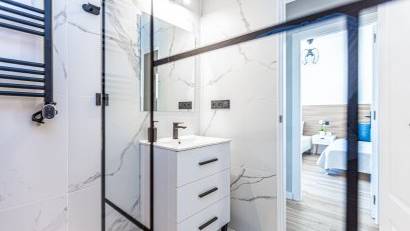 Resale - Townhouse -
Los Altos