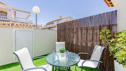 Resale - Townhouse -
Los Altos