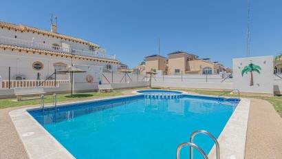 Resale - Townhouse -
Los Altos