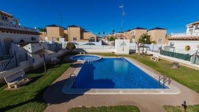 Resale - Townhouse -
Los Altos