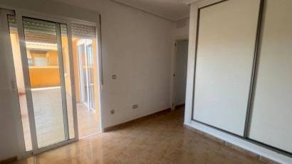 Återförsäljning - Apartment -
Orihuela Costa