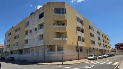 Återförsäljning - Apartment -
Almoradi - Almoradí