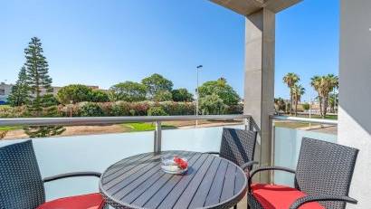 Återförsäljning - Bungalow -
Punta Prima