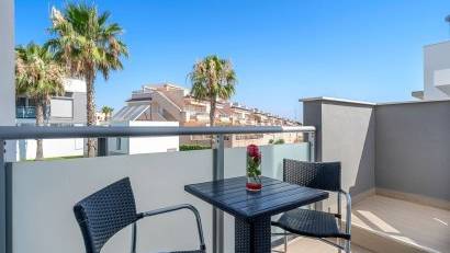 Återförsäljning - Bungalow -
Punta Prima