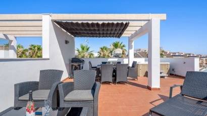 Återförsäljning - Bungalow -
Punta Prima