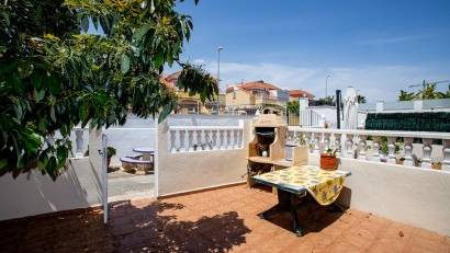 Återförsäljning - Radhus -
La Zenia