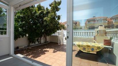 Återförsäljning - Radhus -
La Zenia