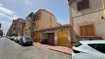 Återförsäljning - Garage -
Torrevieja - Playa del Acequión