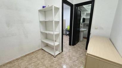 Resale - Commercial Unit -
Guardamar del Segura - Centro