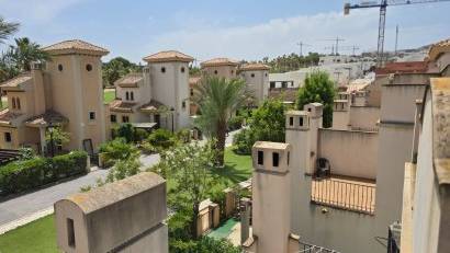 Återförsäljning - Semi detached -
Algorfa - La Finca Golf Resort