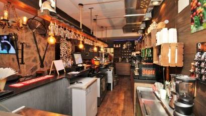 Reventa - Commercial Unit -
Villamartin - Villamartín