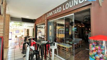 Reventa - Commercial Unit -
Villamartin - Villamartín