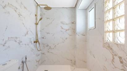 Resale - Villa -
Torrevieja