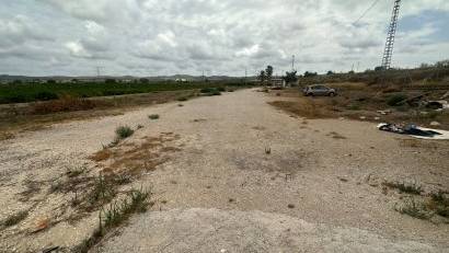 Återförsäljning - Commercial Unit -
Torremendo