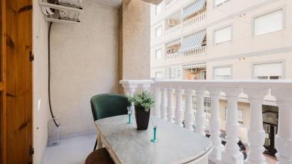 Resale - Apartment -
Torrevieja - Playa de La Acequion