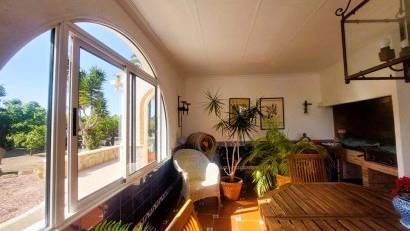 Resale - Finca -
La Marina