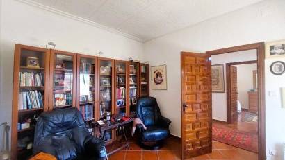 Resale - Finca -
La Marina