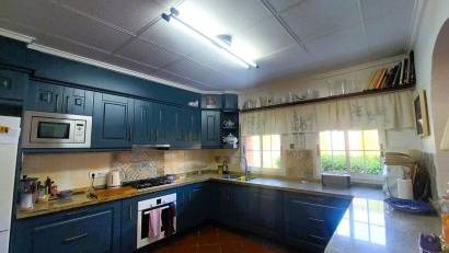 Resale - Finca -
La Marina