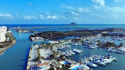 Obra nueva - Apartment -
La Manga